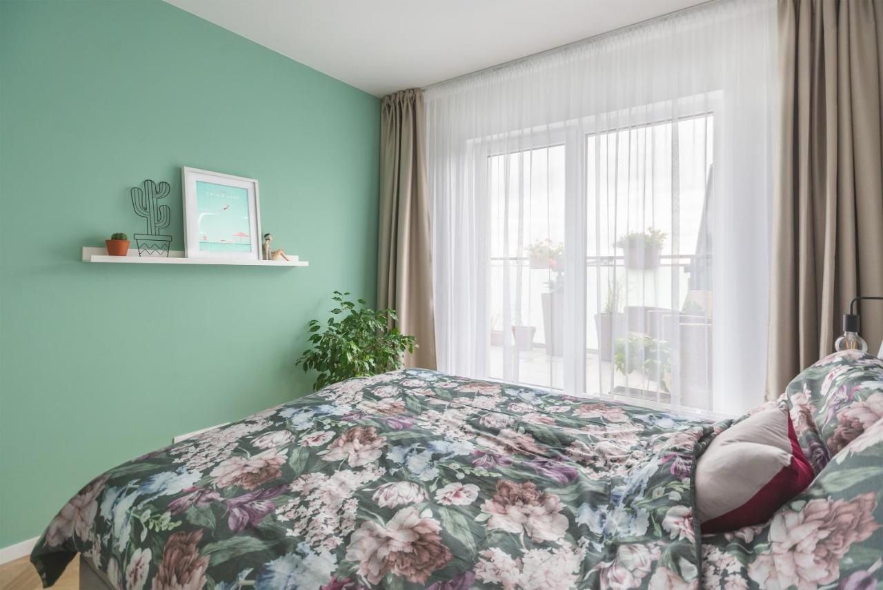Apartman Palanok S Vyhladom V Centre Nitry Apartment Nitra Bagian luar foto